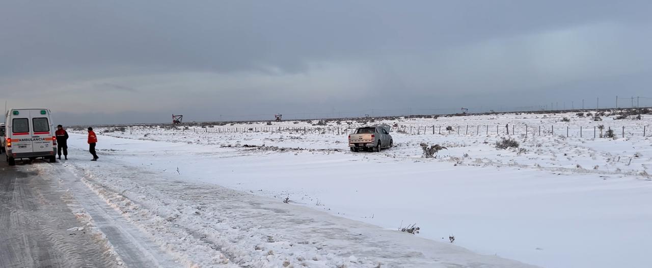 camioneta-accidente-canadon-seco-ruta-nieve-728x299