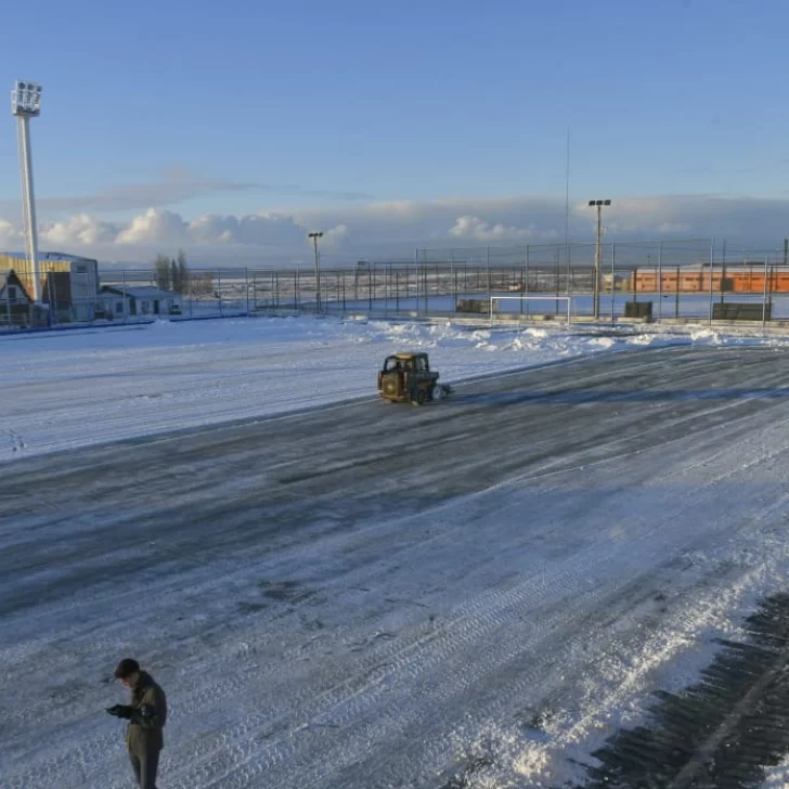 Suspendieron la fecha de la final de la Liga de los Barrios de Río Gallegos por la intensa nevada