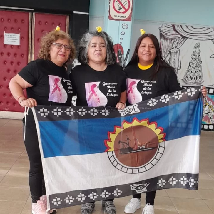 Guerreras Rosas de la Estepa celebró el Día del Sobreviviente de Cáncer con una masterclass de aquagym
