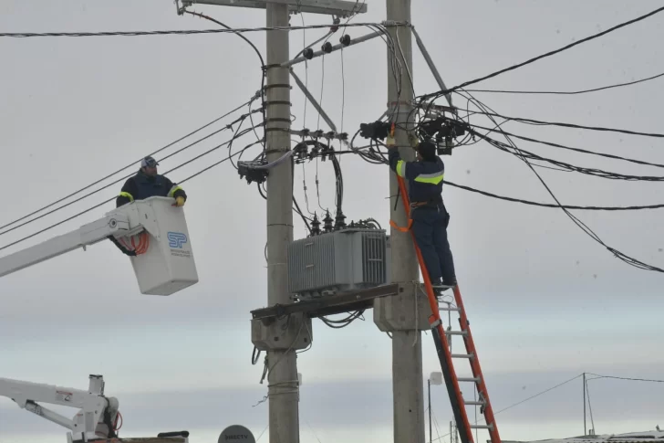 madres-a-la-lucha-servicios-publicos-sin-luz-1-728x485