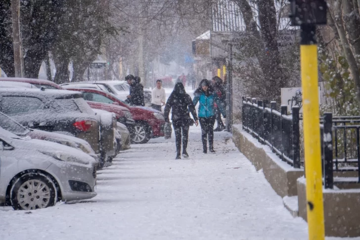 Vacaciones de invierno en Santa Cruz: decretaron las fechas de receso invernal para los empleados públicos