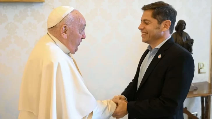 Papa Francisco recibió a Axel Kicillof en una audiencia privada en el Vaticano