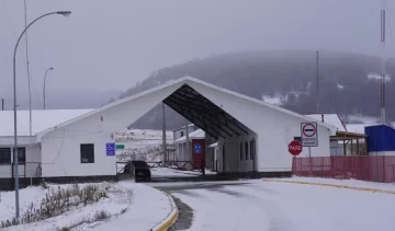 Cierran un paso fronterizo con Chile por falta de agua Cierran un paso fronterizo con Chile por falta de agua
