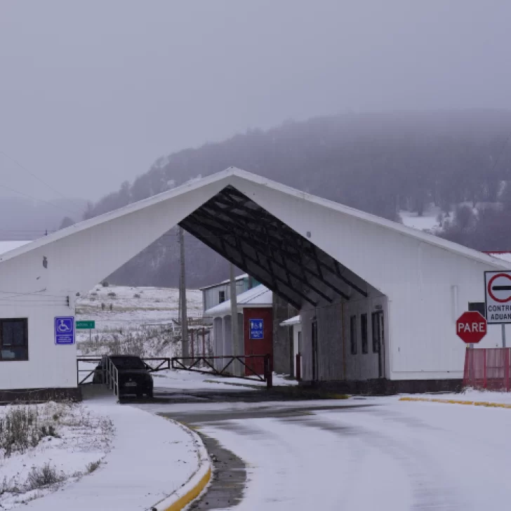 Cierran un paso fronterizo con Chile por falta de agua Cierran un paso fronterizo con Chile por falta de agua