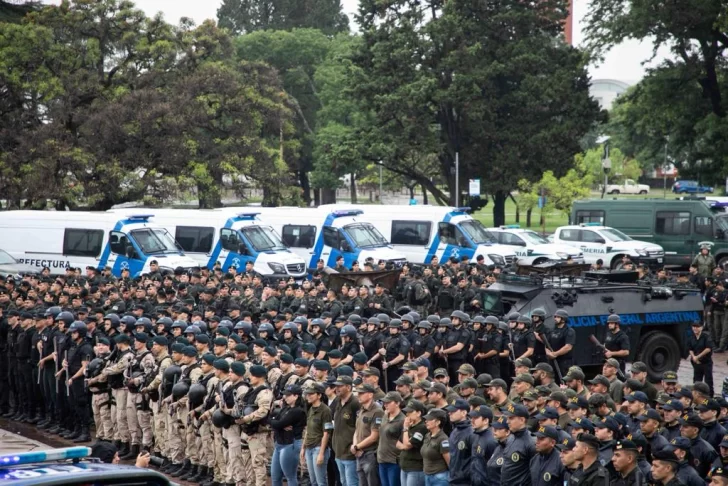 Rosario: se intoxicaron 27 policías que participan del Plan Bandera