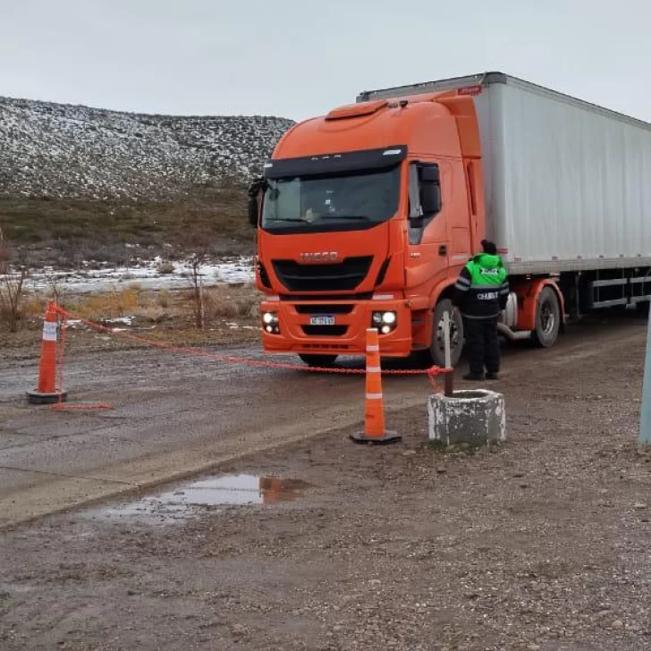 Chubut trabaja para normalizar la circulación en el tramo Trelew-Comodoro de la Ruta 3