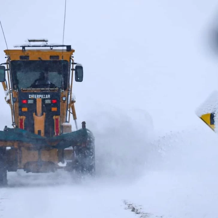 Continúa la restricción en la Ruta 40 por intensas nevadas