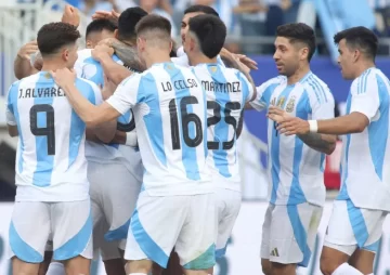 Colombia vs. Argentina por las Eliminatorias Sudamericanas: vivilo por  LU12 AM680 y y D Sports Radio