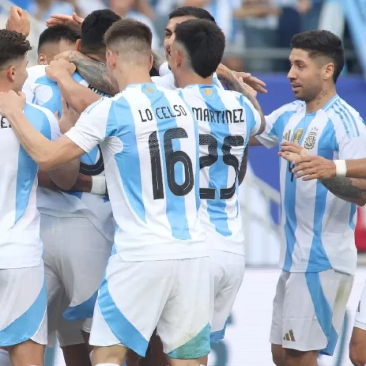 Colombia vs. Argentina por las Eliminatorias Sudamericanas: vivilo por  LU12 AM680 y y D Sports Radio