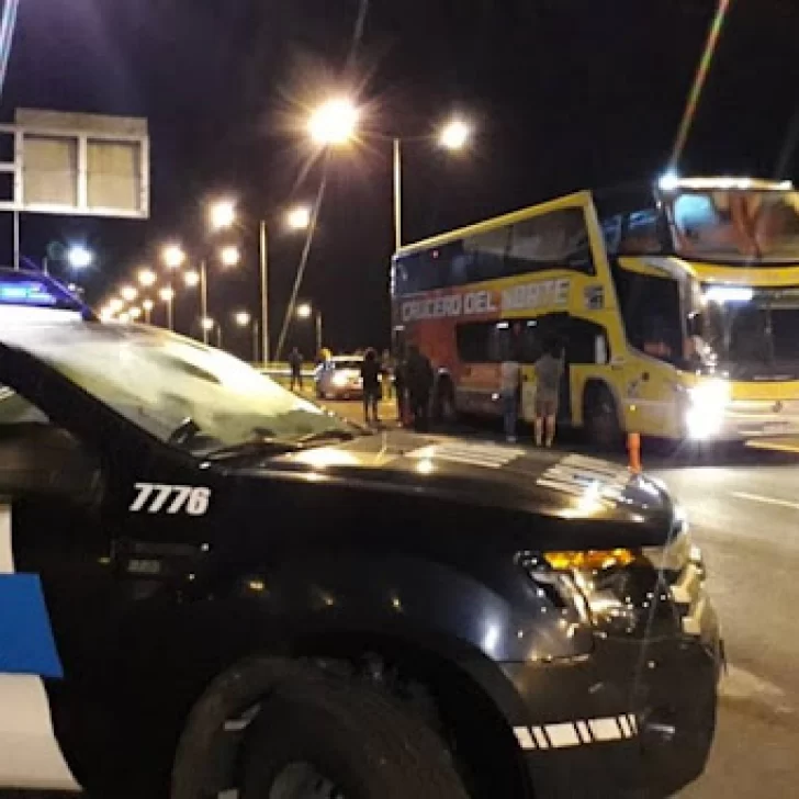 Santacruceño viajaba a la costa con dos frascos con cogollos de marihuana y lo demoraron