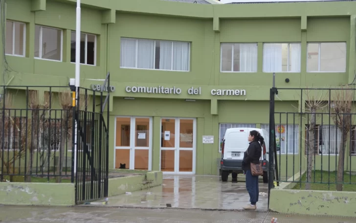 Artistas organizan una merienda solidaria en el barrio Del Carmen