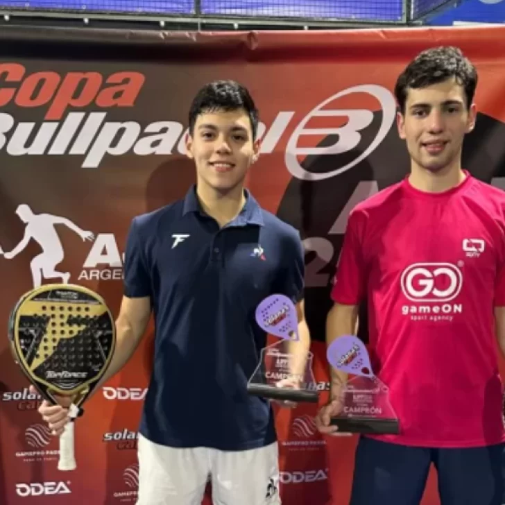 El joven Agustín Ruíz, de Río Gallegos, volvió a salir campeón de pádel nacional