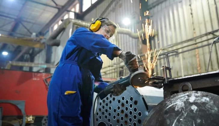 La industrias pyme registró una caída del 20,4% interanual en junio