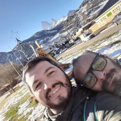 Alejandro e Iván, una historia de amor, internet y derechos