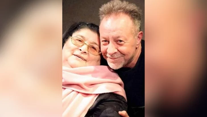 León Gieco homenajea a Mercedes Sosa en el 89º aniversario de su nacimiento