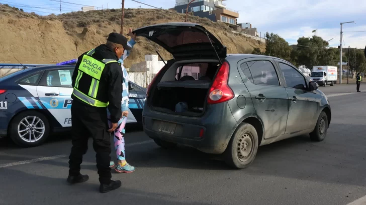 Buscan a Loan en Santa Cruz y Chubut: intensos controles en el acceso a Caleta Olivia