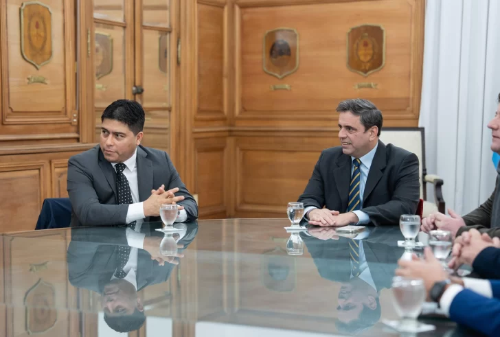 Vidal se reunió con el Secretario de Interior para ampliar el ejido urbano de El Chaltén