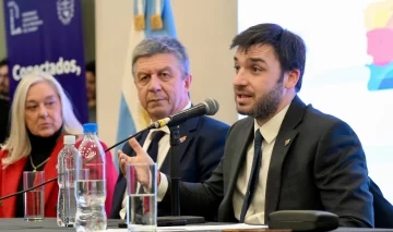 Presentan primer Código Electoral de Chubut: incluye boleta única, debate obligatorio y paridad de género