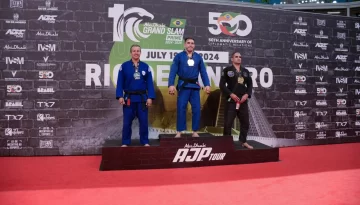 Fernando Olivera, de Irmaos Club de Río Gallegos, campeón de jiu jitsu en Brasil