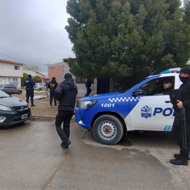 Detuvieron a un hombre de 38 en Caleta Olivia por el robo de 31 mil dólares en Puerto Deseado