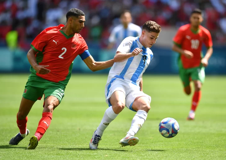 Juegos Olímpicos París 2024: le anularon un gol a la Selección Argentina y perdió 2-1 ante Marruecos 