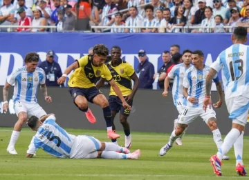 Argentina vs. Ecuador por los cuartos de final de la Copa América: horario, tv y formaciones