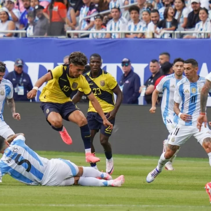 Argentina vs. Ecuador por los cuartos de final de la Copa América: horario, tv y formaciones