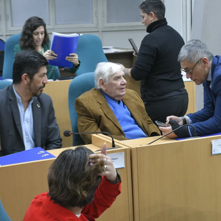 La Oposición pidió una sesión extraordinaria para interpelar al ministro de Seguridad por la crisis policial La Oposición pidió una sesión extraordinaria para interpelar al ministro de Seguridad por la crisis policial