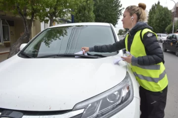 Arranca el nuevo sistema de estacionamiento medido y digital en Río Gallegos: cómo descargar y usar la app