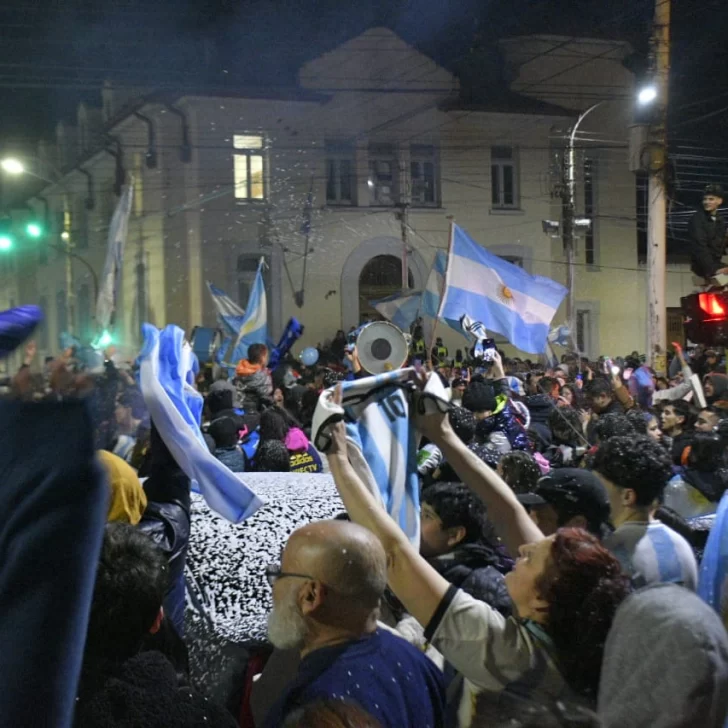 Los festejos en Río Gallegos tras la consagración de la Selección Argentina en la Copa América