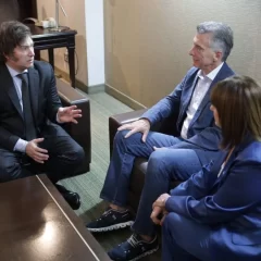 Patricia Bullrich diferenció a Milei de Macri: “Él va a fondo, no tiene marcha atrás”