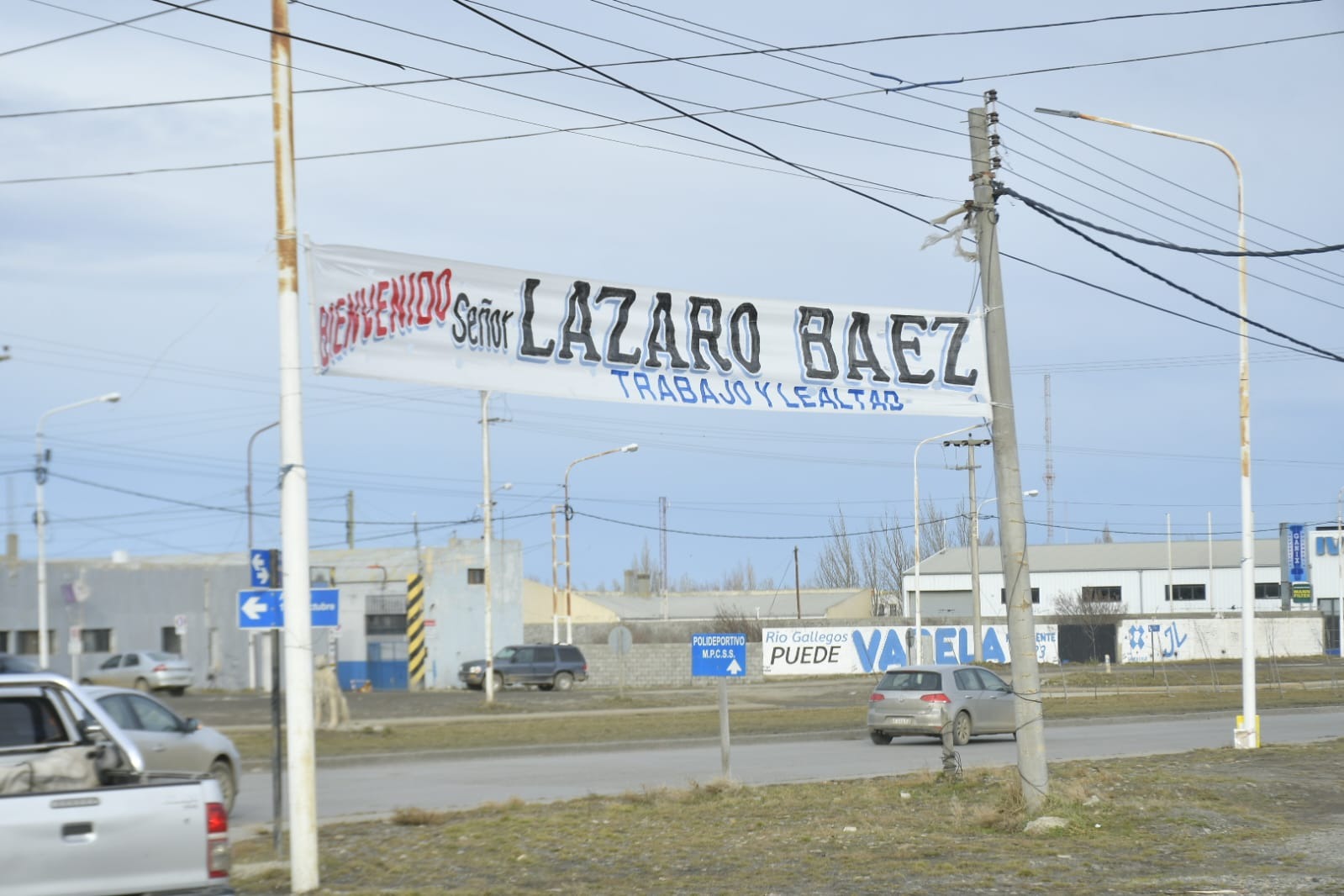 pasacalle-lazaro-baez-rio-gallegos-d2039jd2-728x485