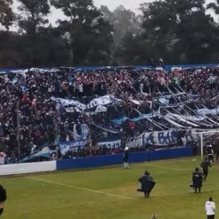 Una mujer murió tras un tiroteo entre barras de Almagro y Estudiantes de Buenos Aires