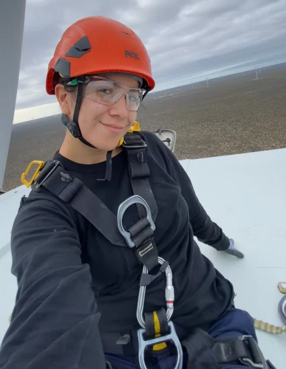 Bianca Vilca, la santacruceña que trabaja en un aerogenerador, en LU12 AM680: “Tenemos todas las capacidades para estar acá”