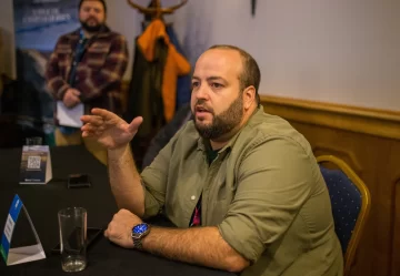 Municipio de Comodoro pide a Aerolíneas Argentinas “que cumpla con la premisa de mantener el federalismo” Municipio de Comodoro pide a Aerolíneas Argentinas “que cumpla con la premisa de mantener el federalismo”