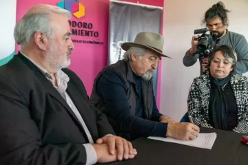 Comodoro Conocimiento firmó convenios con gremios e instituciones educativas