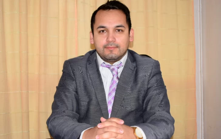 Daniel-Aybar-es-el-actual-juez-de-Faltas-de-la-ciudad-de-Caleta-Olivia.-728x459 Daniel-Aybar-es-el-actual-juez-de-Faltas-de-la-ciudad-de-Caleta-Olivia.-728x459