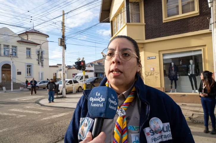  Daniela Teshka Collinao del Grupo Scout San Juan Pablo II. Foto: Leandro Franco/La Opinión Austral