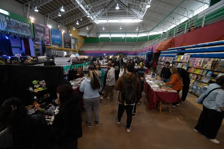 FERIA-DEL-LIBRO-INFANTIL-Y-JUVENIL-2024-3-728x485