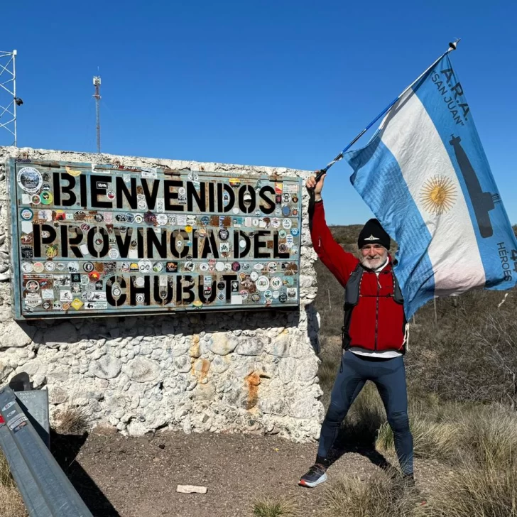 Exsubmarinista Guillermo Tibaldi llegó a Chubut: “Vamos avanzando”