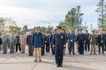 Othar Macharashvili acompañó a la Fuerza Aérea en el acto por su 112° Aniversario