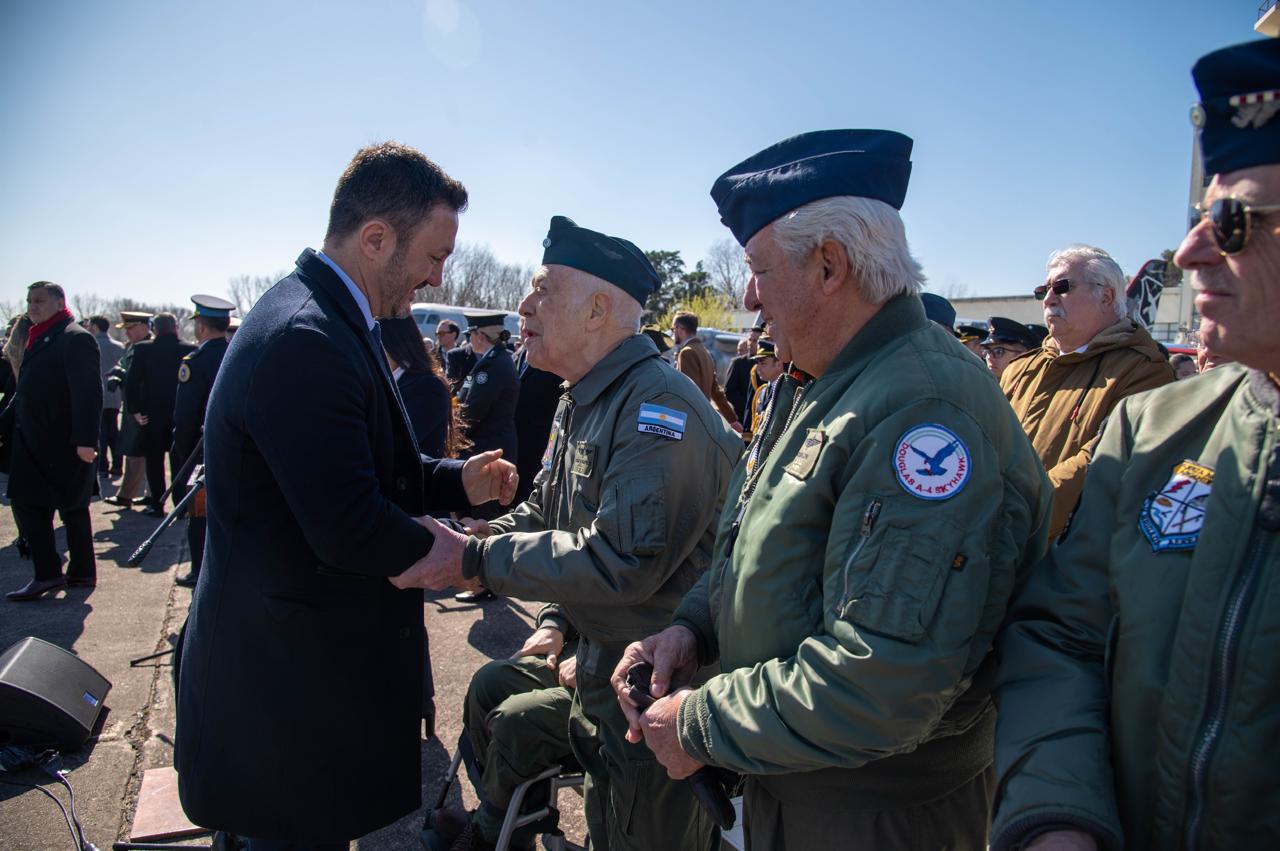 Petri-presidio-la-ceremonia-por-el-112°-aniversario-de-la-creacion-de-la-Fuerza-Aerea-Argentina-2-728x484