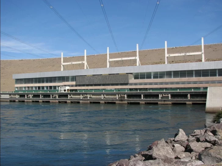 Chirillo sobre la concesión de represas en la Patagonia: “Son bienes de dominio público del Estado, intransferibles”