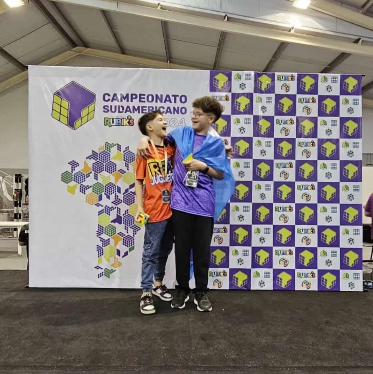 Uriel Romero se ubicó entre los mejores 100 de Sudamérica en Rubik