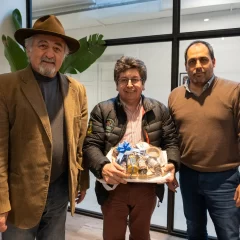 Othar Macharashvili recibió a una comitiva de Chile que llegó a la Expo Turismo de Comodoro Rivadavia