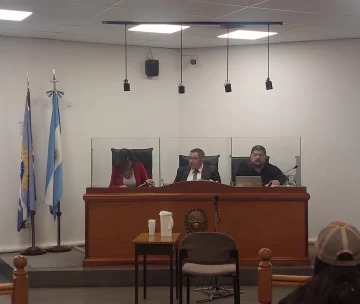 Juicio por el crimen de Leonel Irigoyen: “No sabía que se habían ensañado tanto con mi hijo” Juicio por el crimen de Leonel Irigoyen: “No sabía que se habían ensañado tanto con mi hijo”