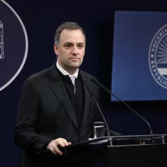 Manuel Adorni confirmó que no tendrá reemplazo: “No seguirá el mismo formato”