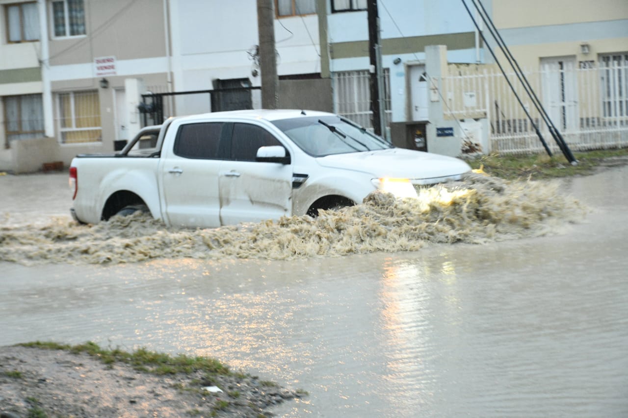 calles-inundadas-rio-gallegos-lluvia-agosto-2023-JS-6-728x485