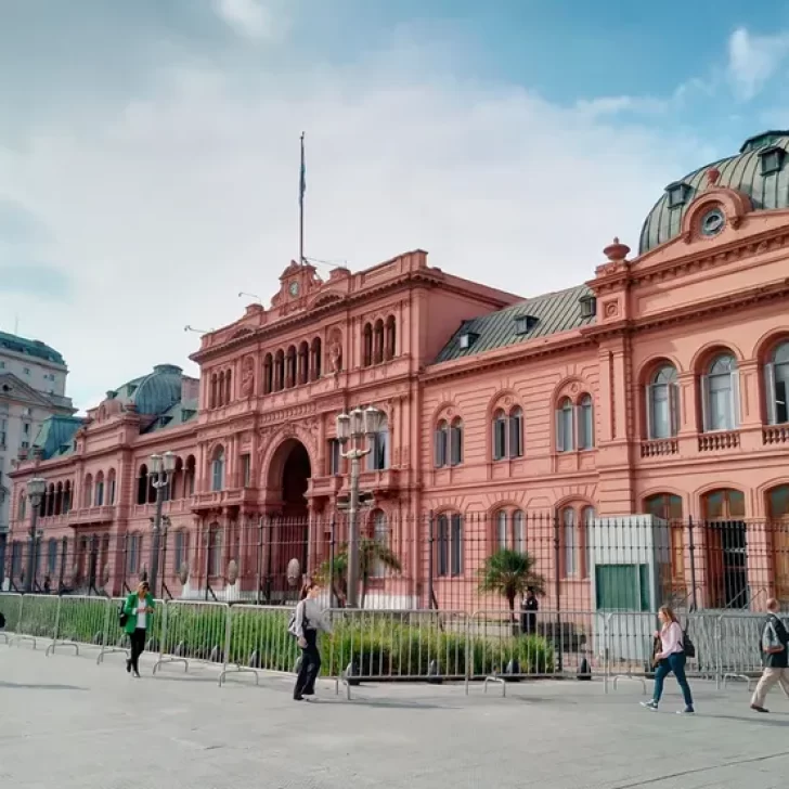 Crisis financiera global: En Casa Rosada “no preocupa” por ahora su efecto en la brecha cambiaria y el riesgo país