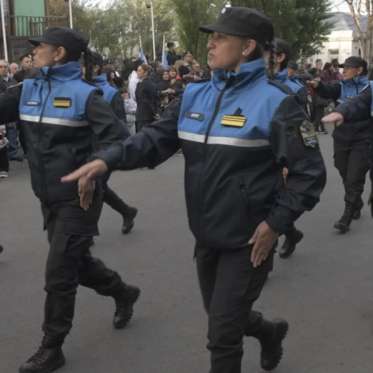 Policía de Santa Cruz lanzó concurso para diseñar su bandera